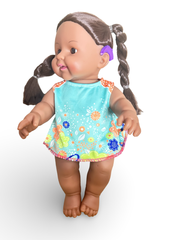 Puppe Mila mit pers. Hörhilfen – Bild 4