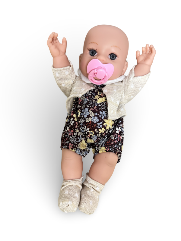 Puppe Toni mit pers. Hörhilfen – Bild 3
